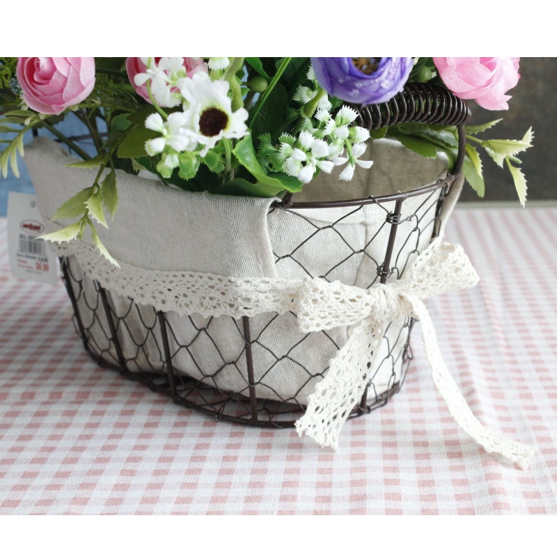 Wire Basket Lined